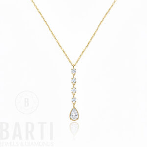Halskette 585 Gold mit Tropfenanhänger und Zirkonia, 45 cm Länge, 2.40 g Gewicht, elegante Damenkette von BARTI Jewels & Diamonds, weißer Hintergrund.