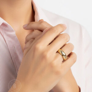 Diamantring 585 Gelbgold mit 18 Brillanten TW – eleganter Goldring mit funkelnden Diamanten von BARTI Jewels & Diamonds.